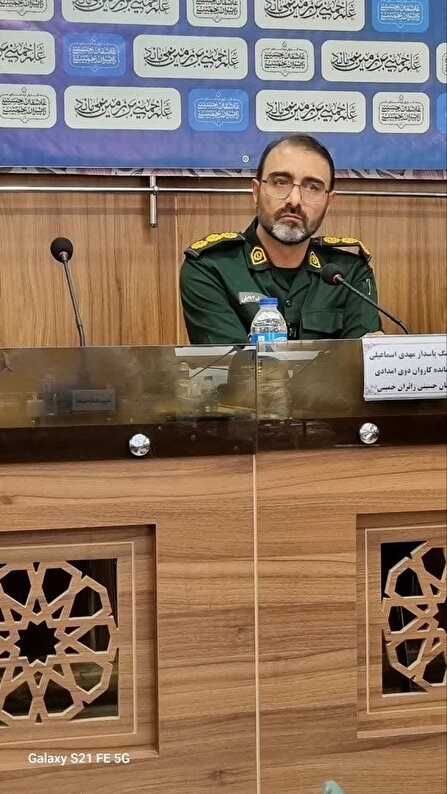 حرکت کاروان عاشقان حسینی زائران خمینی ازگلستان شهدای اصفهان به سمت حرم امام خمینی برای میثاقی دوباره