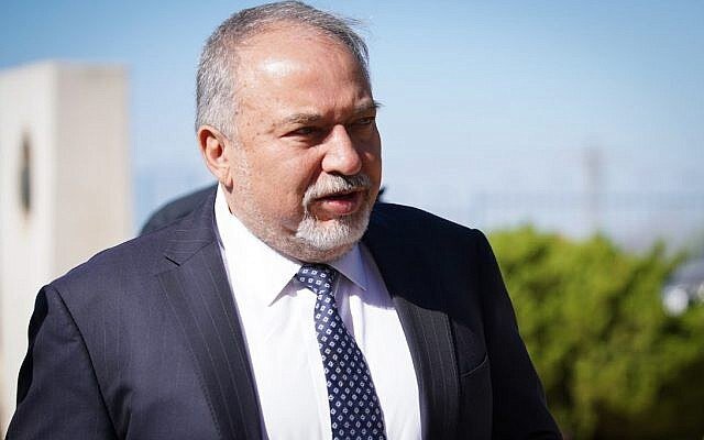 لیبرمن خواستار عقب‌نشینی کامل نظامیان صهیونیست از غزه شد