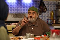 هدایت هاشمی  سریال «سبزواران» را بازی اکبر عبدی مقابل دوربین برد