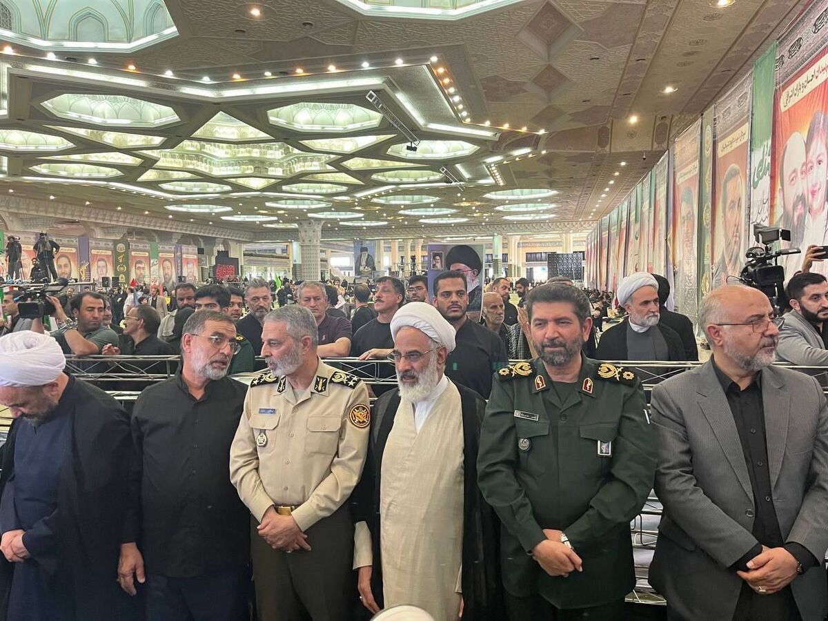 حضور رئیس جمهور در آیین بزرگداشت شهدای اقتدار ایران در مصلی تهران