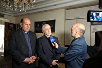 رئیس بنیاد شهید و امور ایثارگران با خانواده شهید دکتر سید مصطفی ساداتی ارمکی دیدار کرد