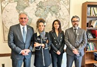 منتقدان نجیب علیه جیره‌خواران وطن فروش