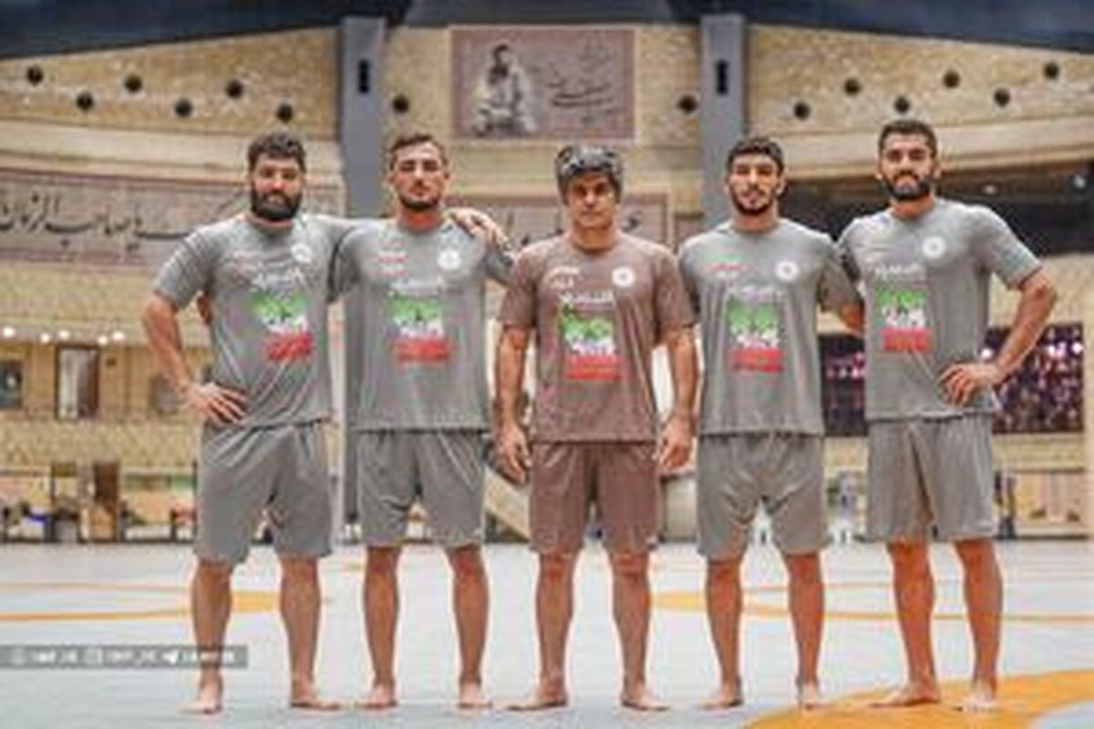 تیم کشتی آزاد ایران راهی مجارستان شد