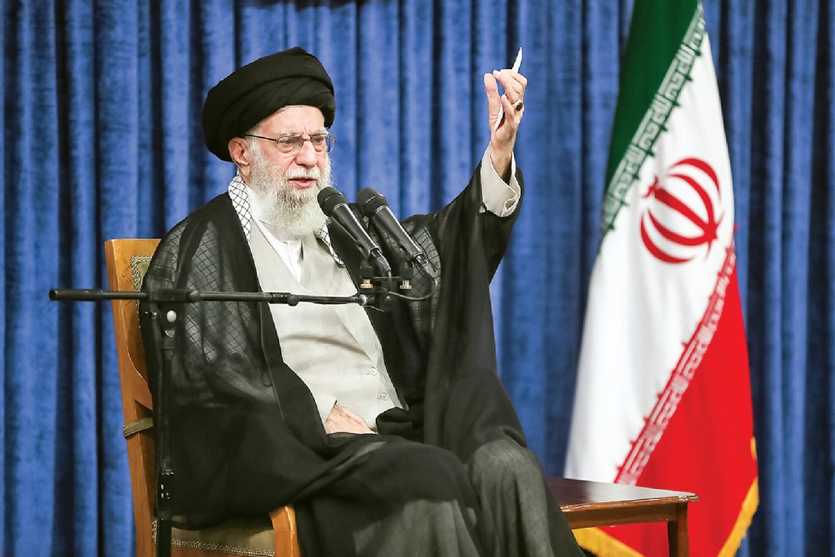 طرف ضعیف در هیچ میدانی نخواهیم بود