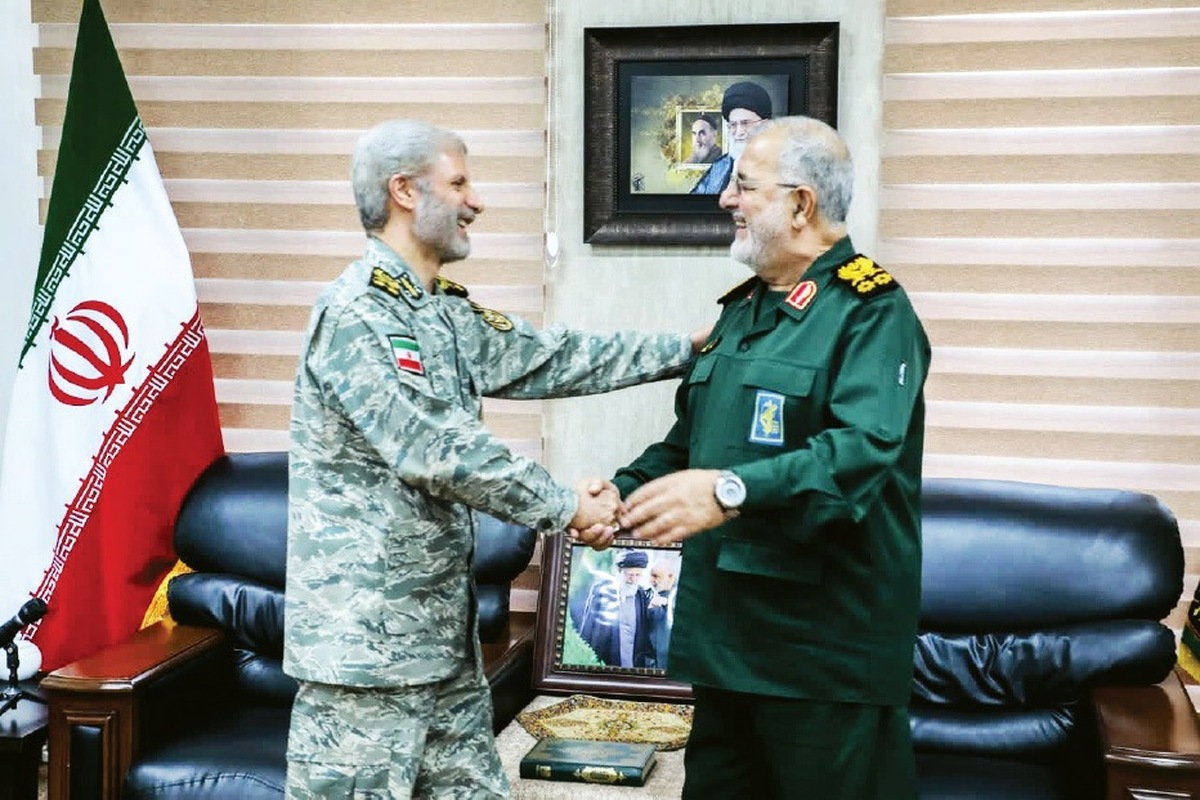 پیمان ارتش و سپاه برای اعتلای پرچم ایران