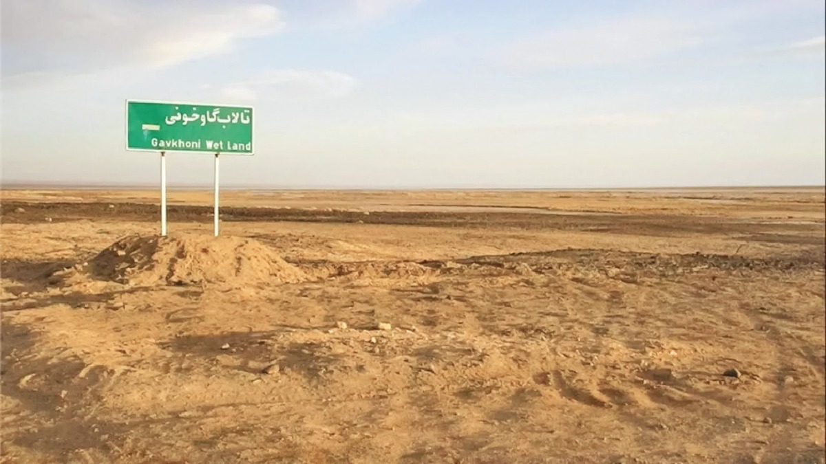 خشکسالی غبار تالاب‌ها را به گلوی آدم‌ها رساند!