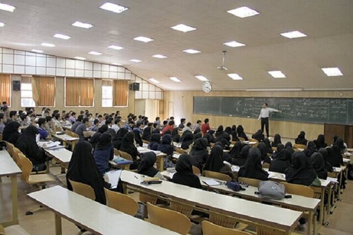 عارف آئین‌نامه بازطراحی دروس عملی دانشگاه‌ها را ابلاغ کرد