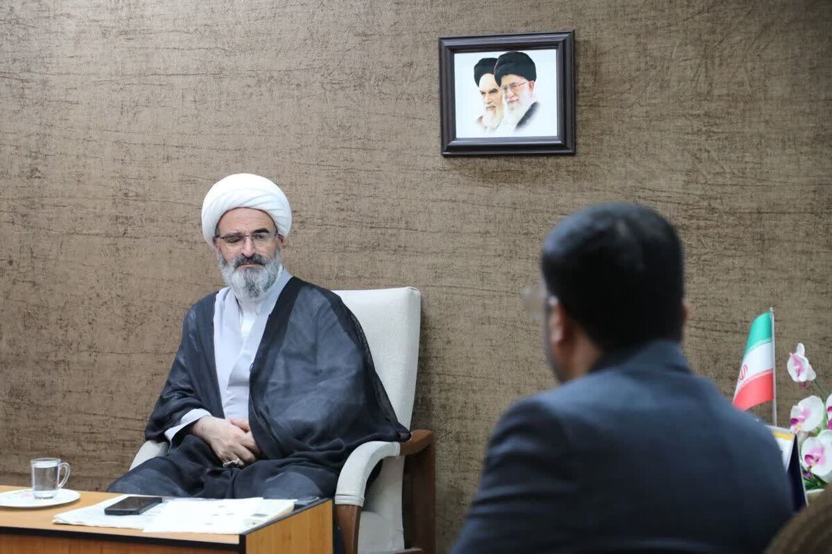 هشدار امام جمعه سمنان نسبت به مهاجرت از استان در پی بحران آب