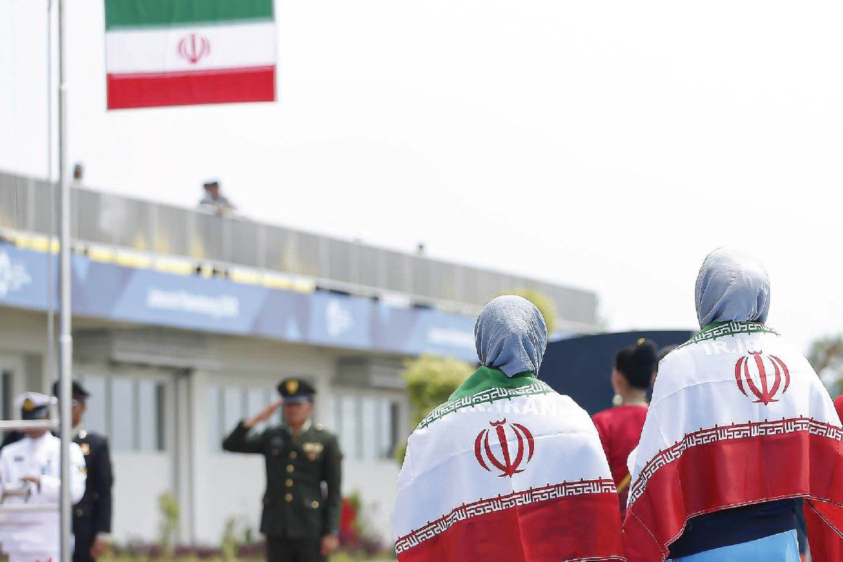 تا پای جان پای مام وطن 