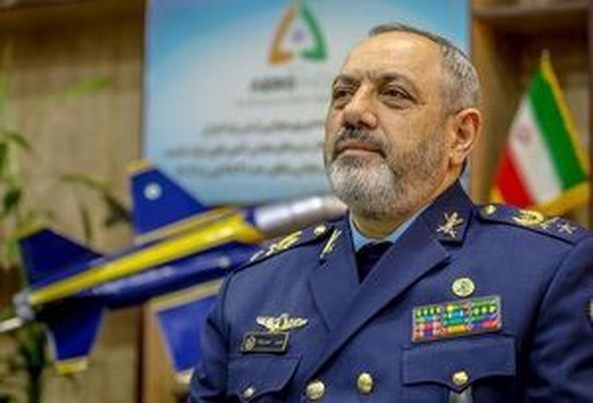 وزیر دفاع به چین سفر کرد