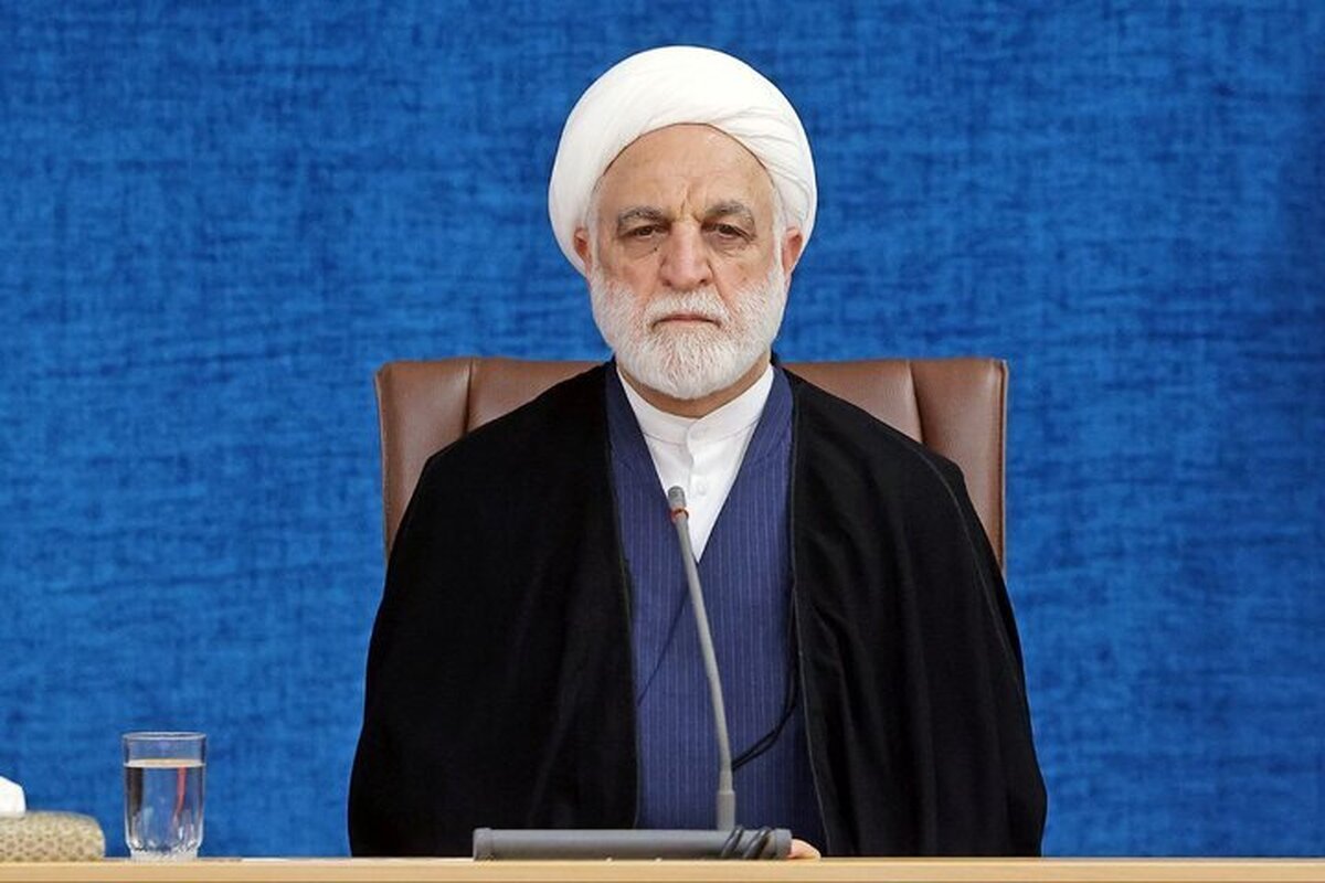 طبیعی است که همکاری با آژانس انرژی اتمی باید تعلیق شود