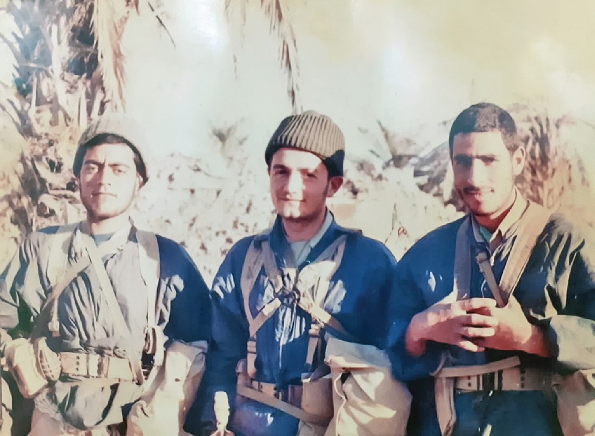 از سیستان تا خوزستان به فرمان امام جهاد کردیم