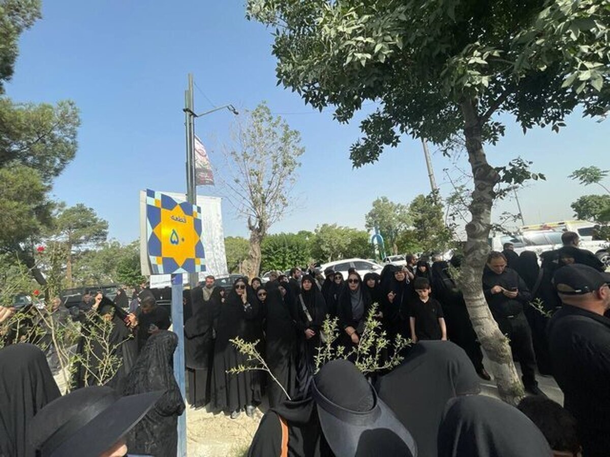 مراسم خاکسپاری سرلشکر شهید حاجی زاده برگزار شد