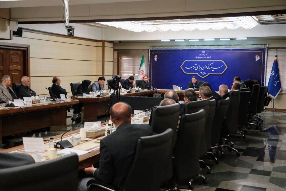 اتابک: ایران با اتکا به توان داخل و همت فرزندان میهن بر دشمن متجاوز غلبه کرد