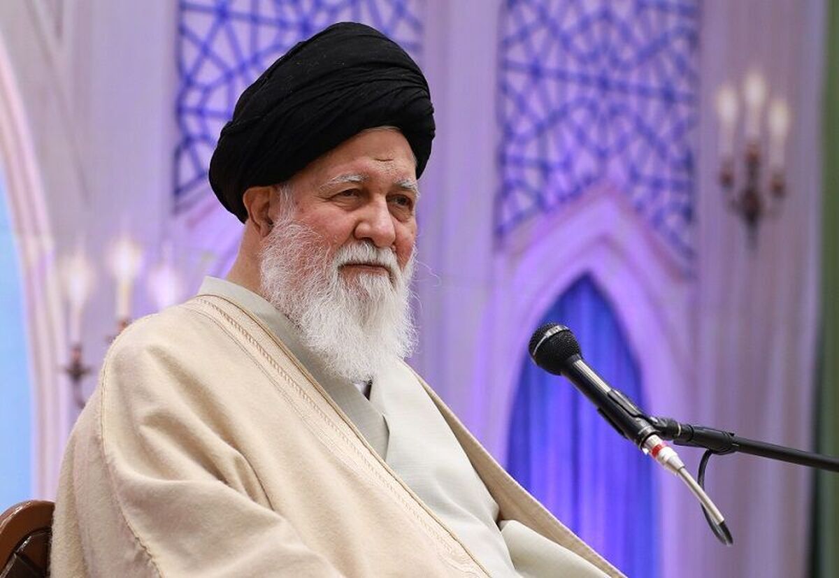 آیت الله علم الهدی: نفوذی‌ها عامل اصلی تهاجم دشمن بودند