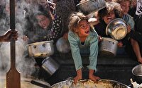 غارت محموله‌های کمک‌های انسانی در غزه به دست صهیونیست‌ها