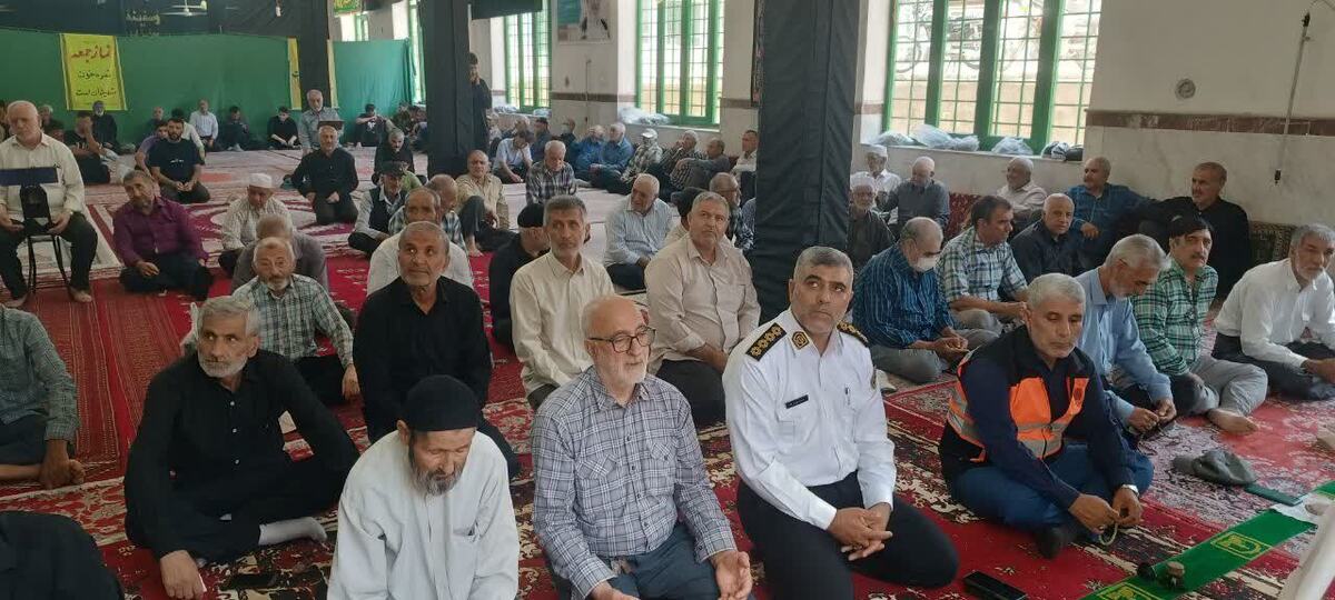 حضور در مساجد و بیان مسائل ترافیکی در بین نمازگزاران دراستان گلستان