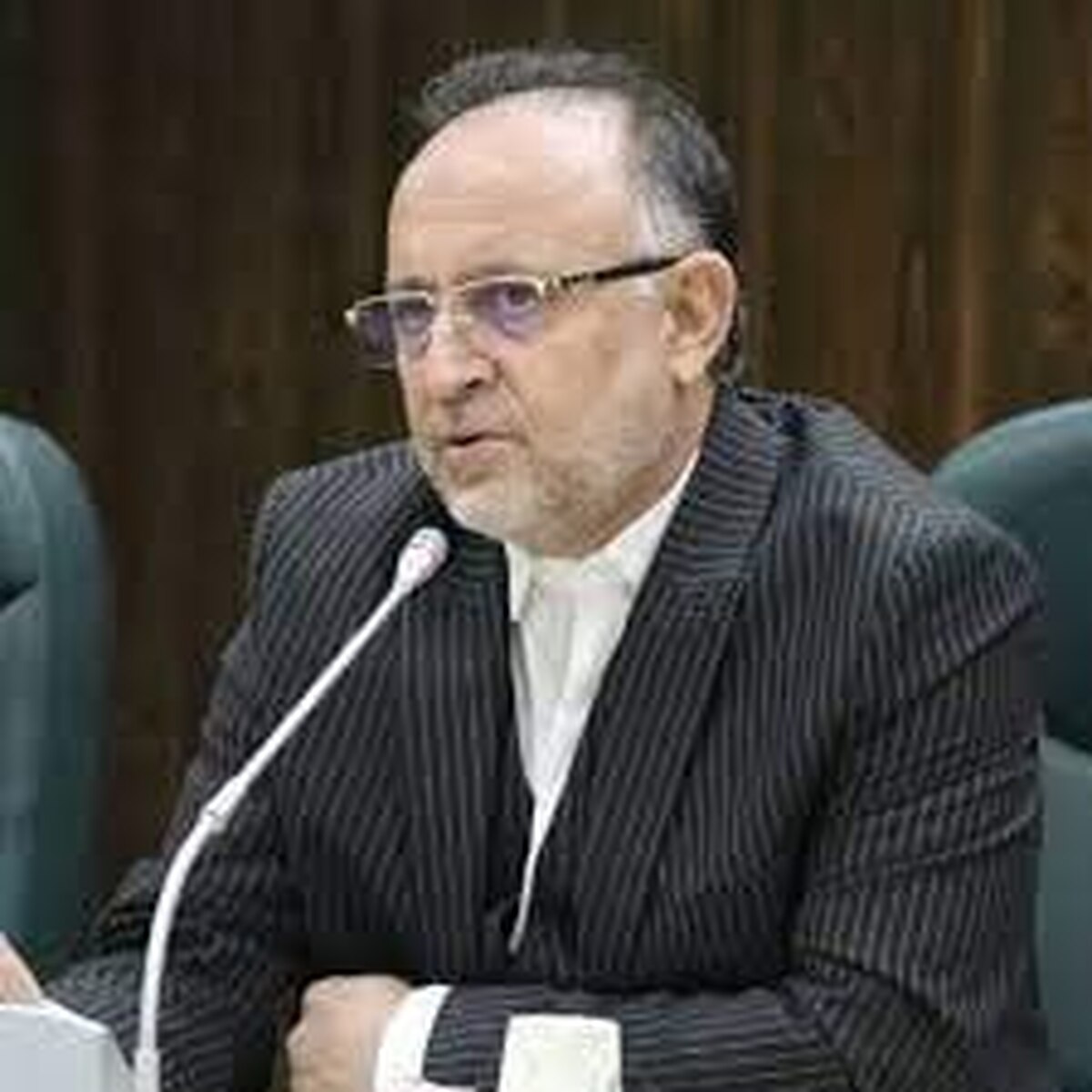 نقش صنعت چوب و کاغذ ایران در تحقق اقتصاد مقاومتی 