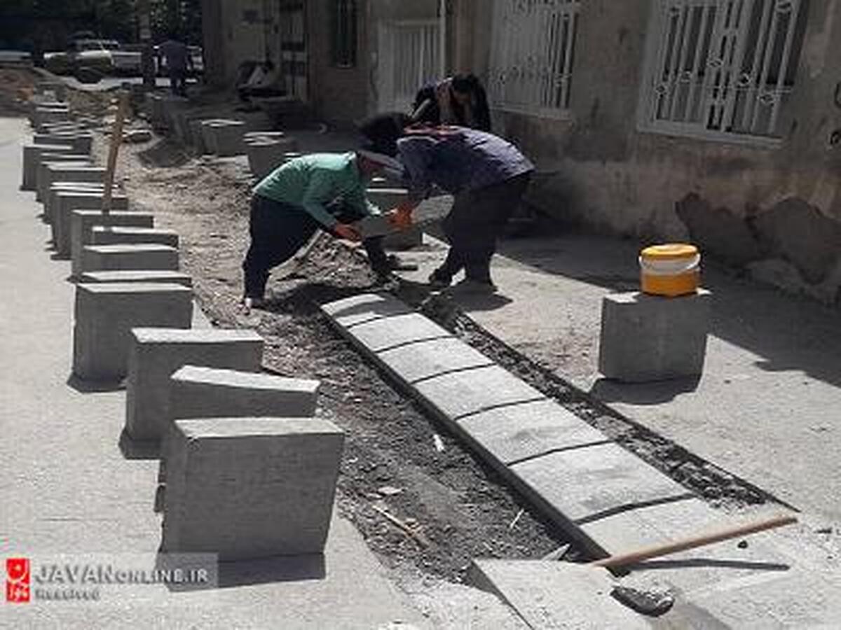 نوسازی معابر شهید بهشتی با اجرای جدول‌گذاری به طول 171 متر