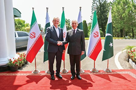 پاکستان: ایران با پیروزی بر اسرائیل افتخار جهان اسلام شد