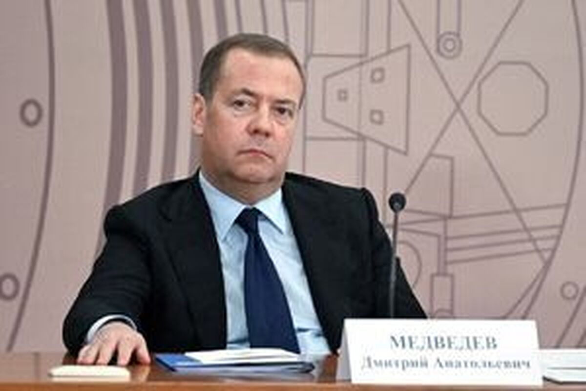 مدودف: دوران محدودیت موشکی تمام شد، منتظر اقدامات بعدی باشید