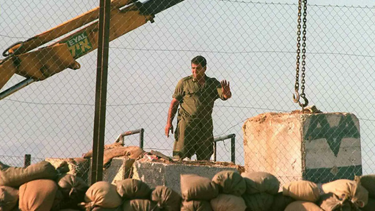 افسران اسرائیلی در ازای ورود کالا به غزه رشوه می‌گیرند