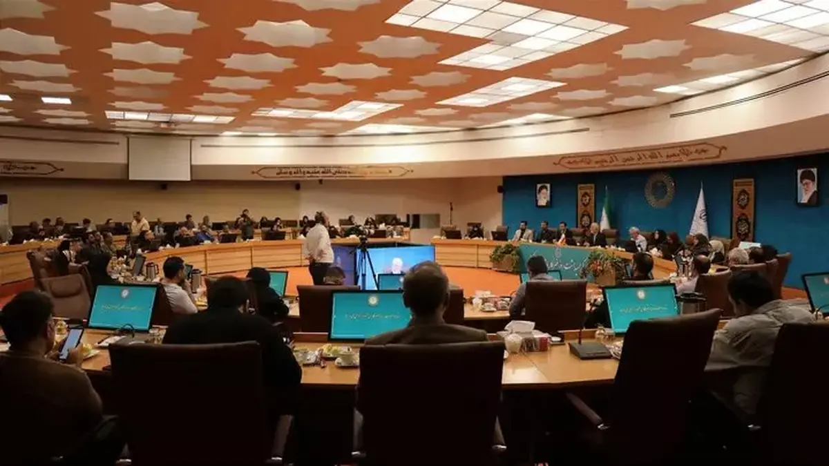 بخش مهمی از همبستگی ملی، حاصل روایت‌های خبرنگاران و اصحاب رسانه بود