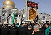 حرم امام رضا (ع) غرق در عزا و ماتم است