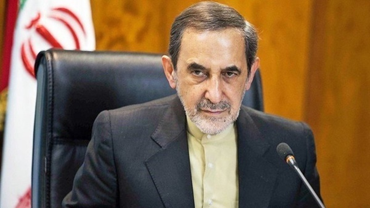 ولایتی: ملت ایران اجازه معامله درباره امنیت ملی خود را نمی‌دهند