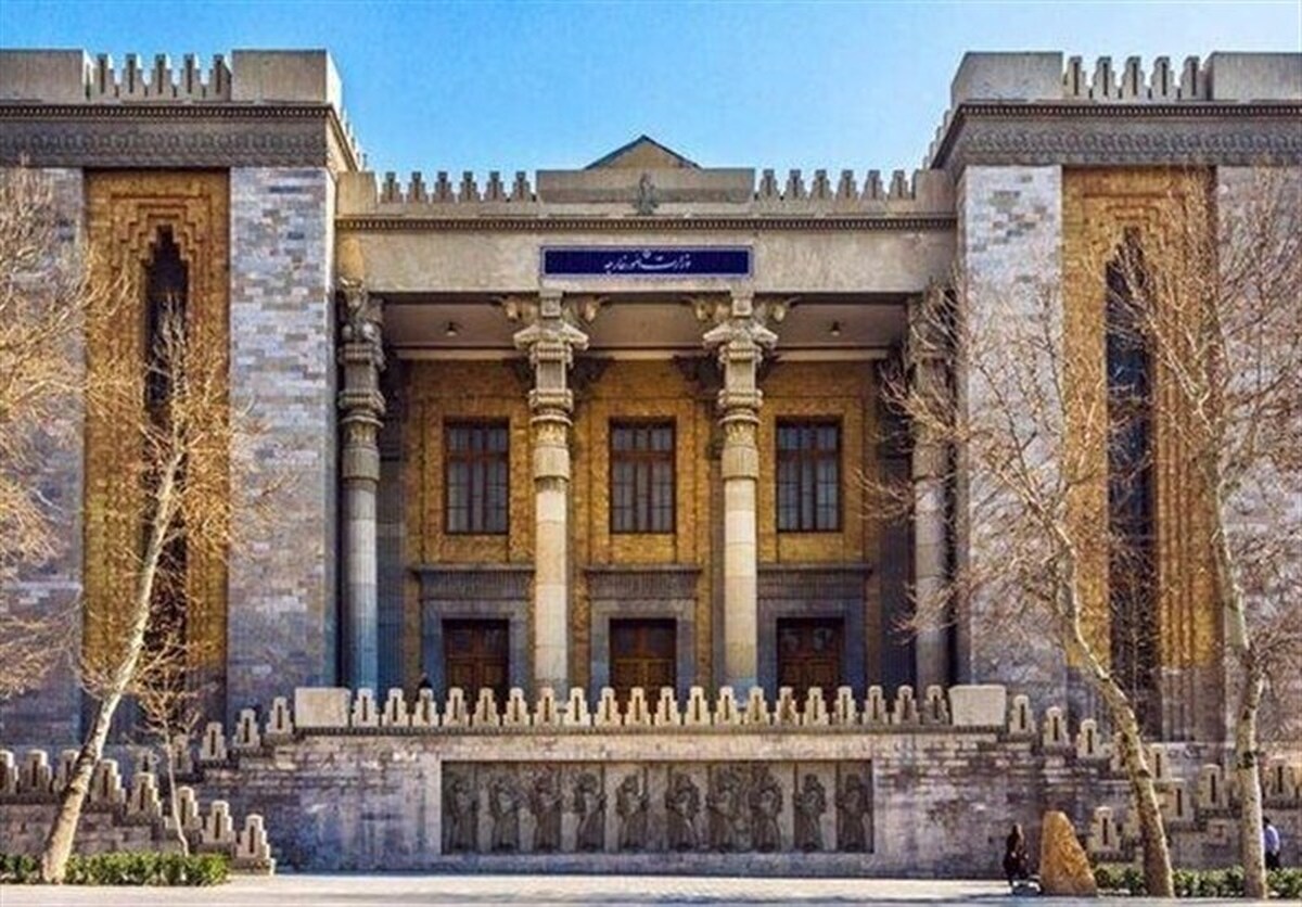 ایران سیاست‌های جنگ‌افروزانه آمریکا علیه ونزوئلا را محکوم کرد