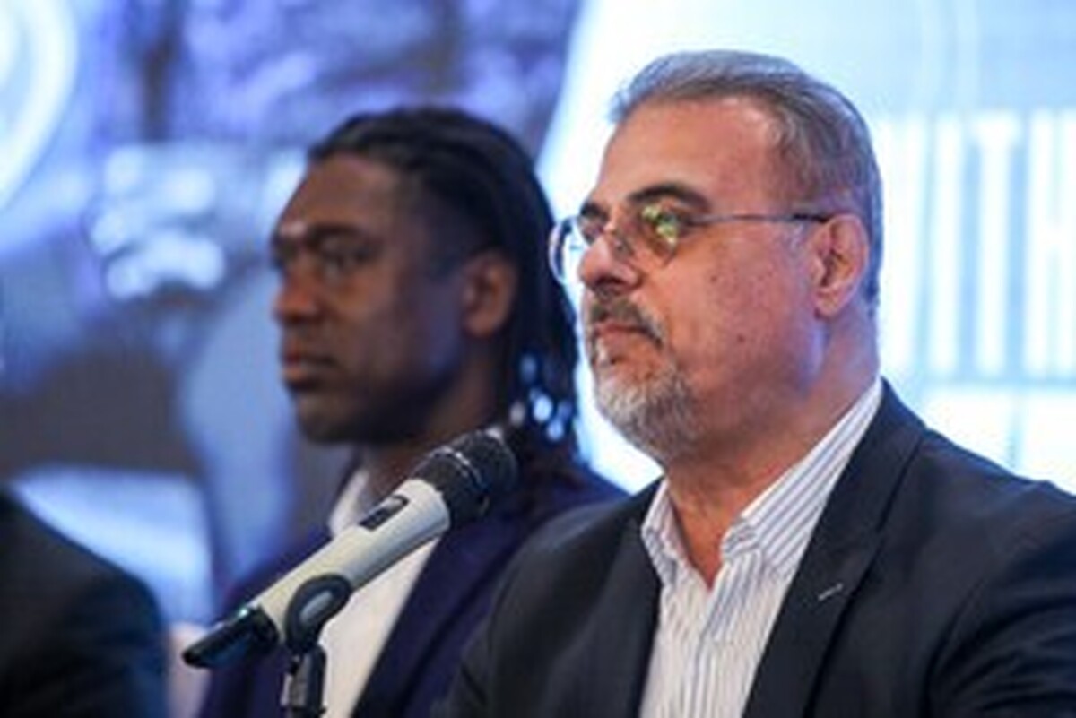 نظری می‌رود و تاجرنیا سرپرست می‌شود