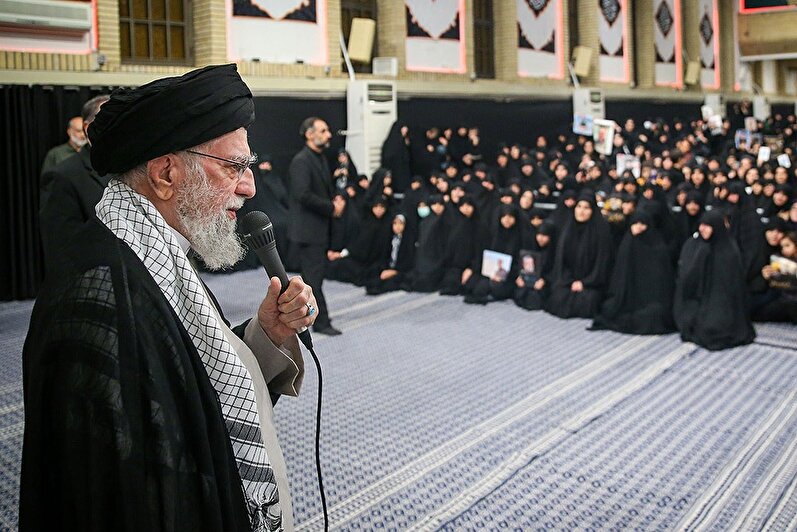 رهبر انقلاب: جمهوری اسلامی و ملت عزیز ایران، قدرت، عزم، استقامت و دست‌پر خود را به دنیا نشان داد