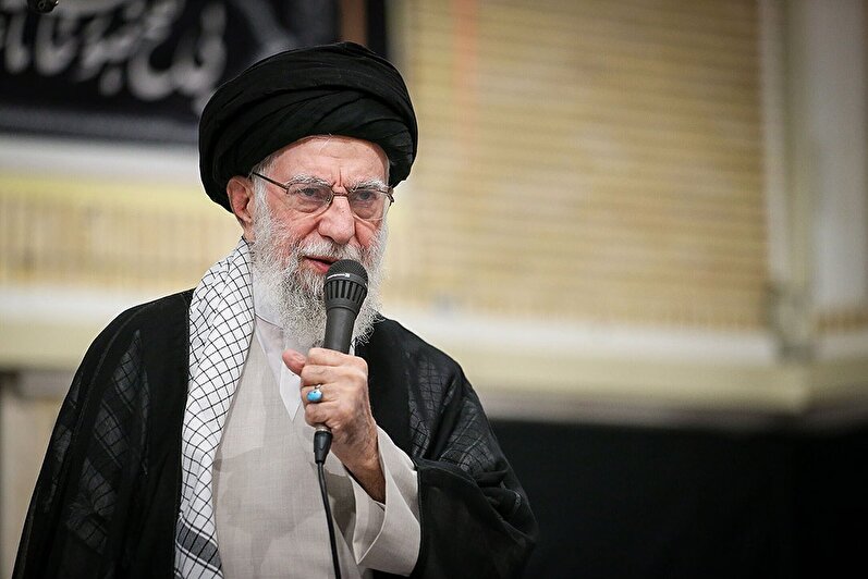 فیلم کامل بیانات رهبر انقلاب در مراسم بزرگداشت شهدای جنگ تحمیلی اخیر