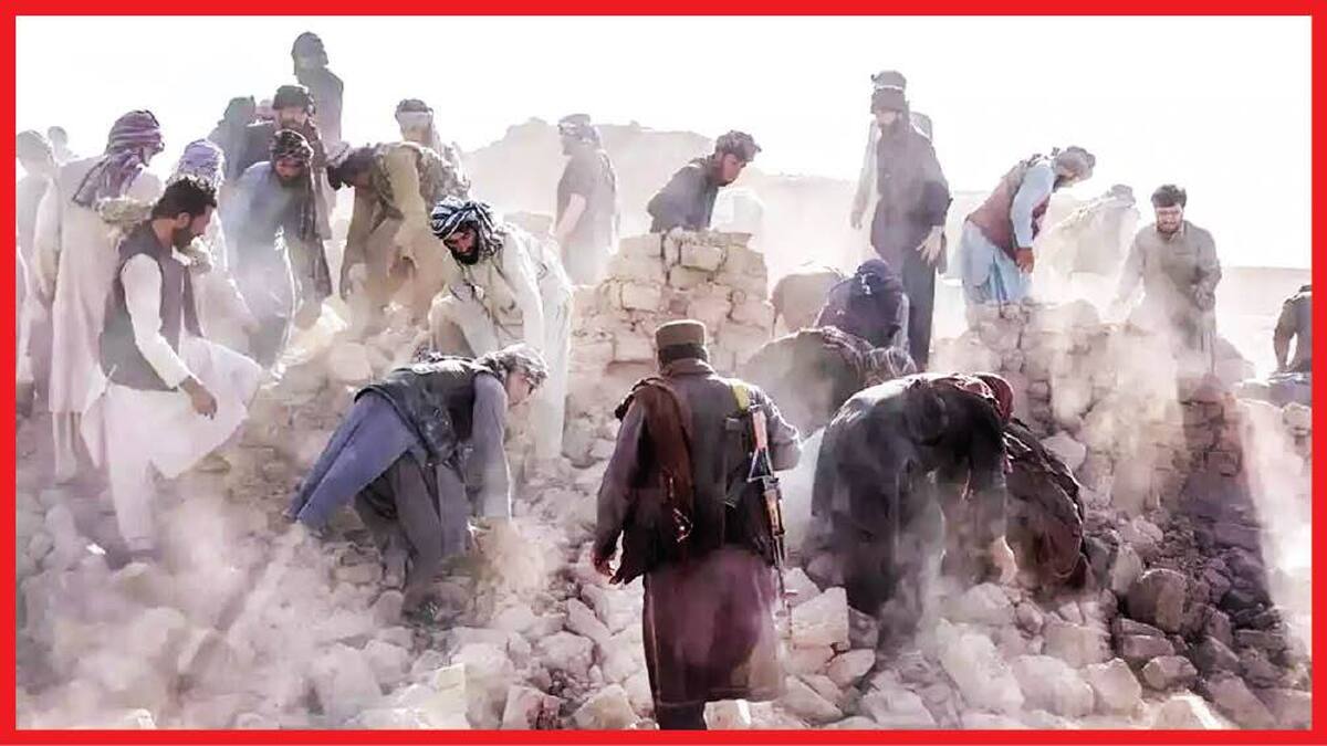 شمار قربانیان زلزله از ۸۰۰ نفر گذشت