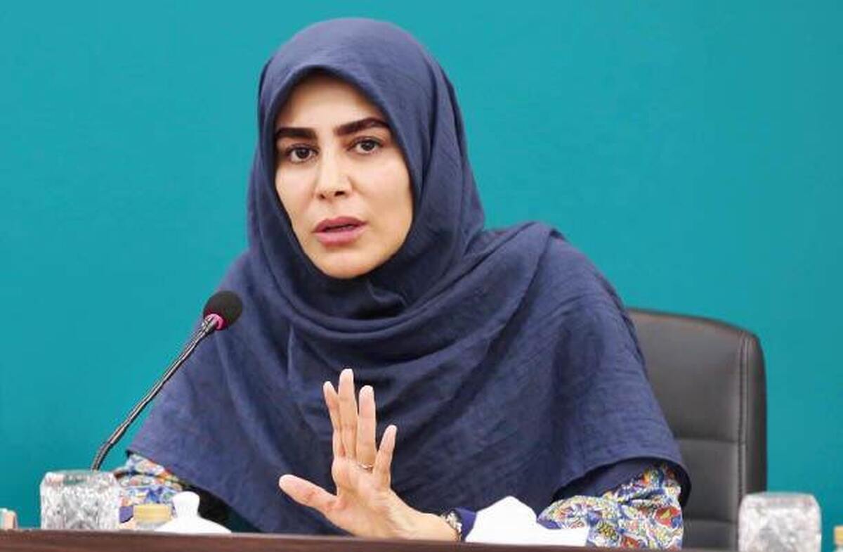 معاون ناکارآمد هنری برکنار شد