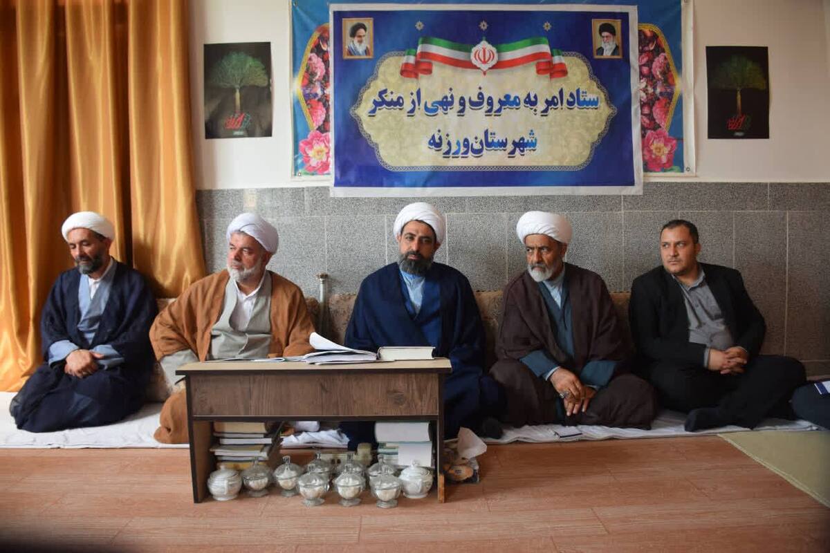مطالبه گری و امربه معروف ونهی ازمنکر حق مردم است
