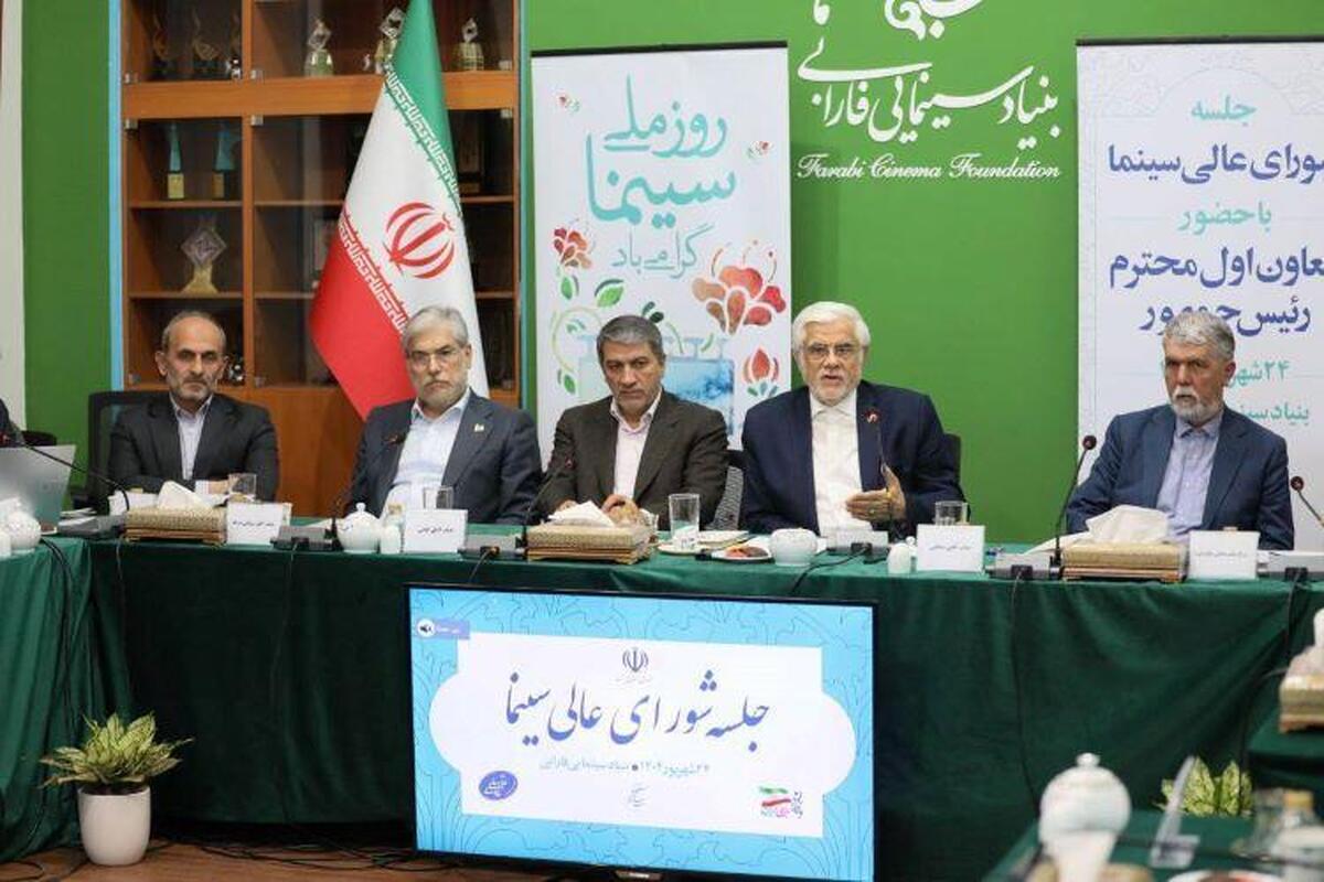 وزارت فرهنگ و ارشاد اسلامی زمینه بازگشت هنرمندان ایرانی خارج از کشور را به داخل فراهم کند