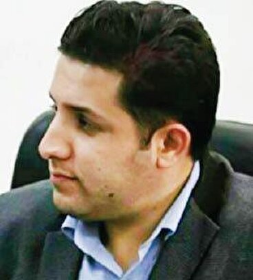 خودرو در دست‌انداز بلاتکلیفی
