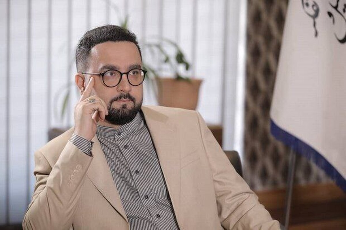 کنداکتور بهاری رادیو نمایش برای فصل پاییز