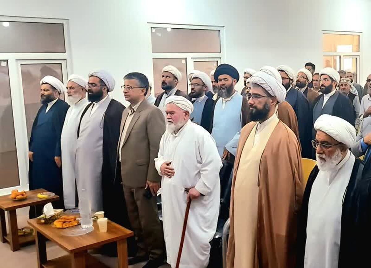 آیین افتتاح مدرسه علمیه امام صادق(ع) در شهر انبارالوم برگزار شد