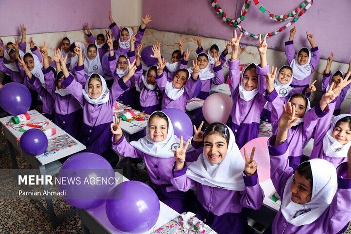 آغاز جشن شکوفه‌ها برای بیش از یک میلیون دانش‌آموز کلاس اولی