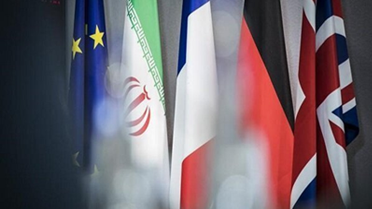 رویترز: اروپا ممکن است از فردا مکانیسم ماشه را کلید بزند