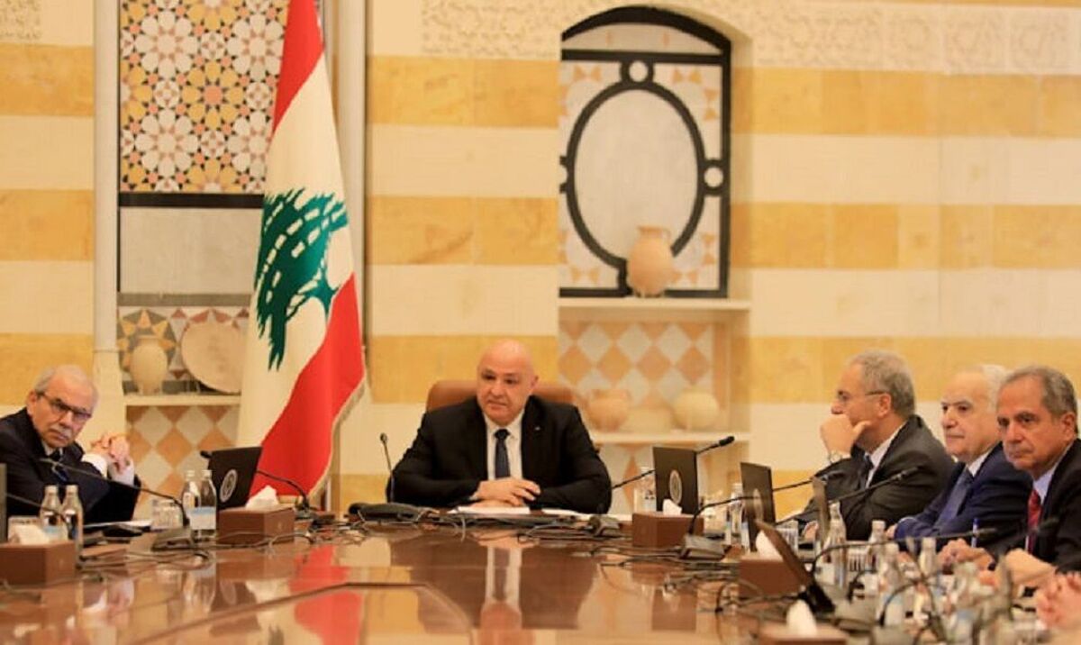 وزیر سابق لبنانی: دولت درباره خلع سلاح مقاومت عاقلانه رفتار کند