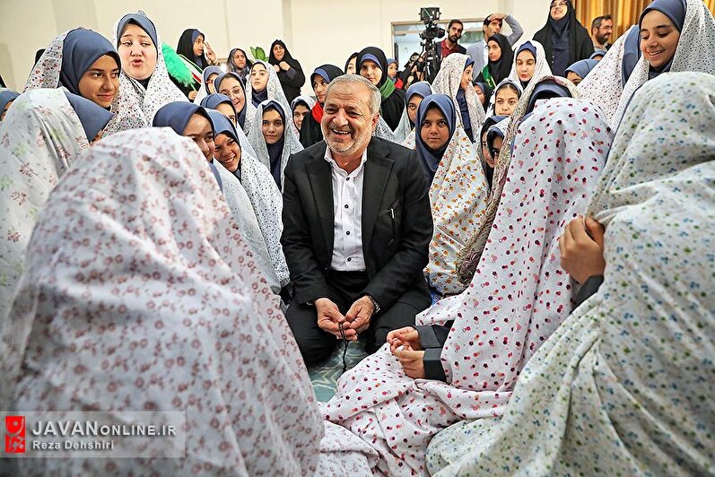 مراسم اقامه نماز جماعت اولین روز بازگشایی مدارس