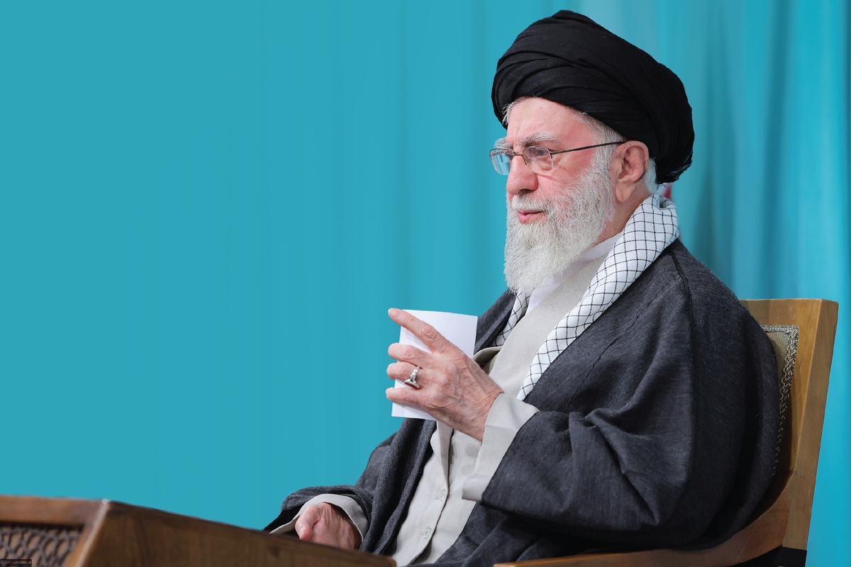 مذاکره با امریکا ضرر محض است