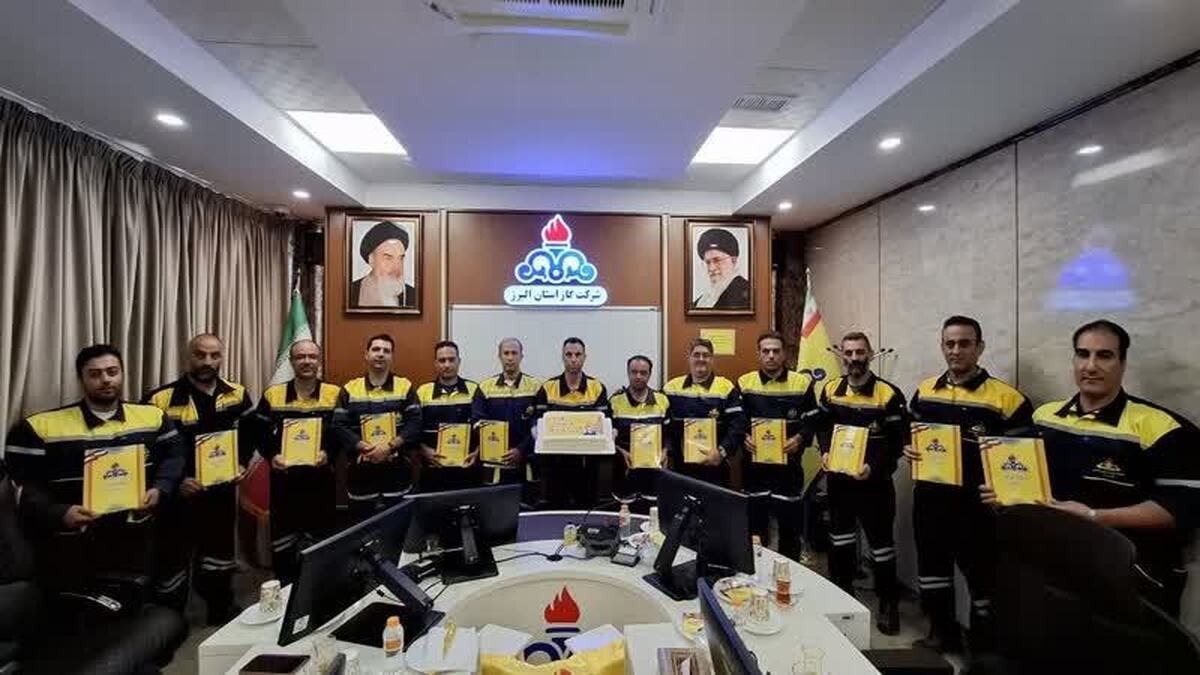 تجلیل از امدادگران شرکت گاز استان البرز در آیین بزرگداشت روز امداد گاز