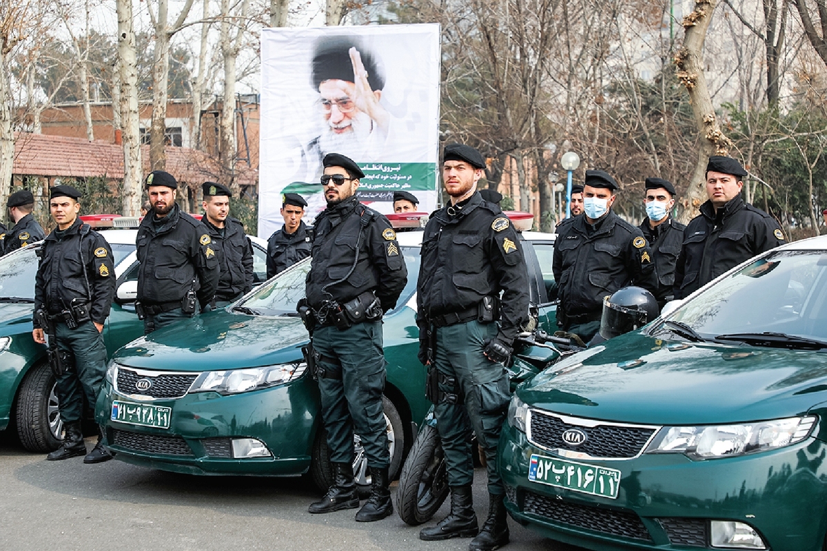 امنیت‌سازان «پنجه‌در‌پنجه» دشمن
