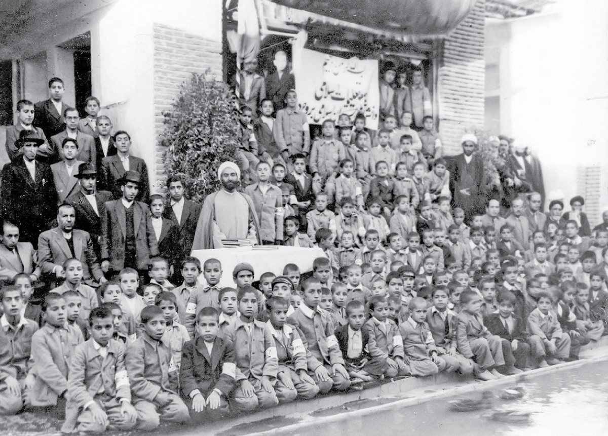 یک ستیز ۳۷ ساله که رژیمی دست نشانده را سرنگون کرد