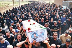 تشنگی‌اش را با ذکر یا‌حسین (ع) آرام می‌کرد