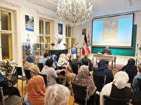 فرشچیان هنر سنتی را از محدوده خواص به عموم مردم برد